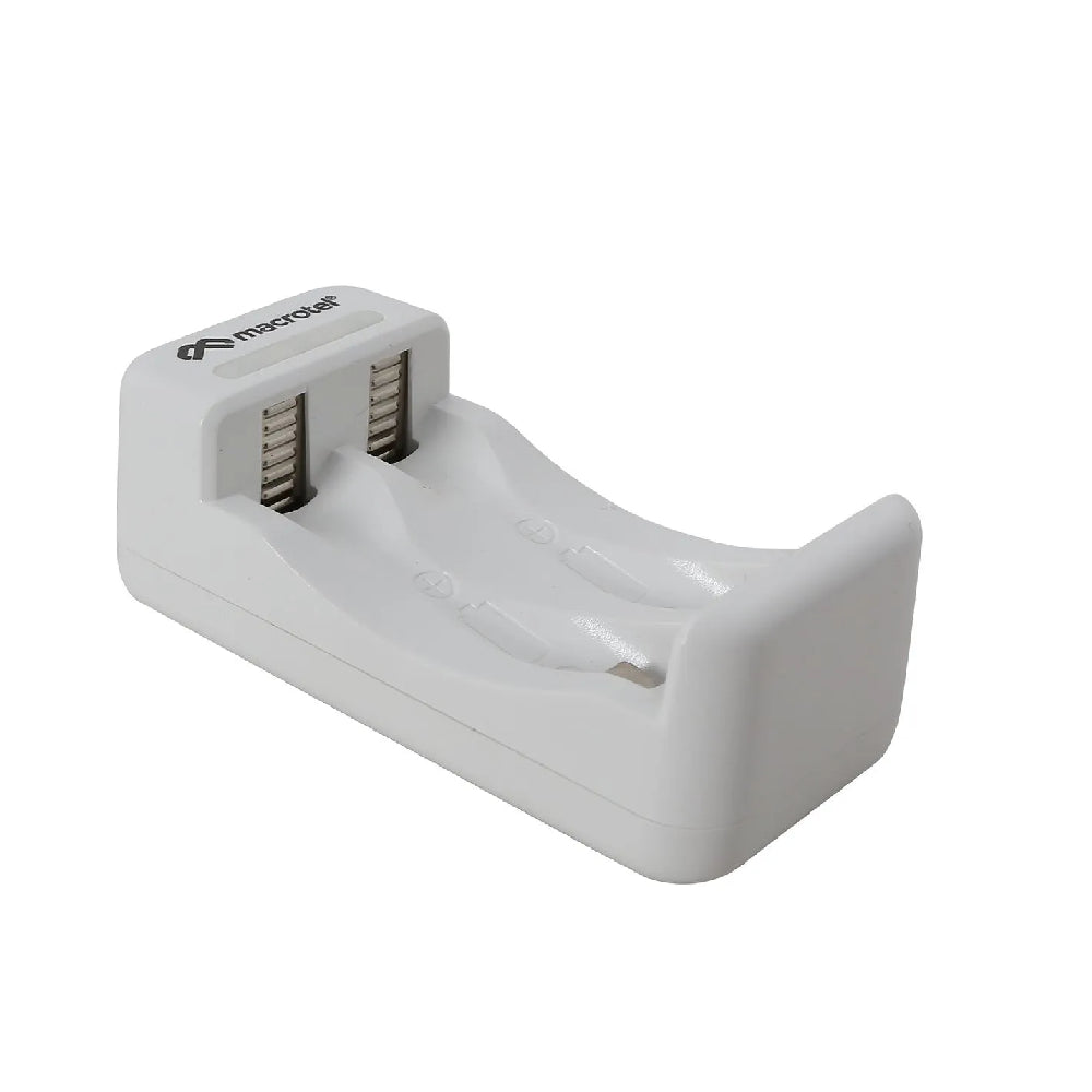 Dispositivo Cargador Baterías AA / AAA + 2 Baterías AA 2300mAh y 2 Baterías AAA 1000mAh