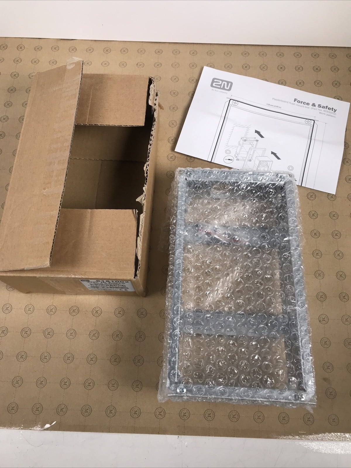 Helios IP Force Plasterboard flush mount 9151002