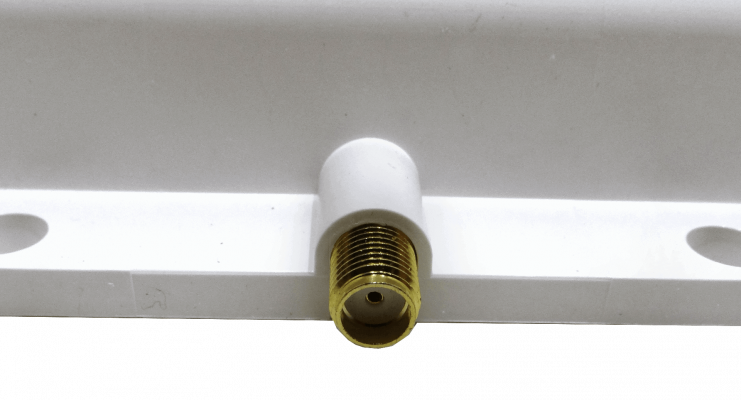 HG5811P L-COM PANEL ANTENA 11DBI .SMA-H 5.8GHZ