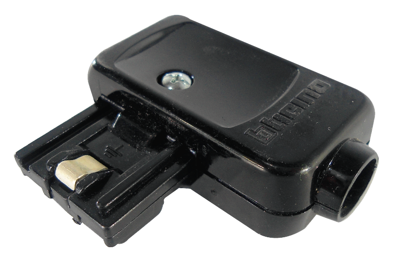 EB2300 Clavija de Seguridad BTICINO 2300 16A 2 Polos + Tierra Serie Magic