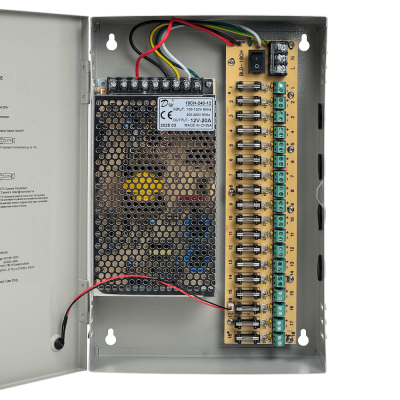 F12-20T Fuente de Alimentación 240W 12VDC 20A 18-Salidas Gabinete con Llave Piloto 100-240VAC