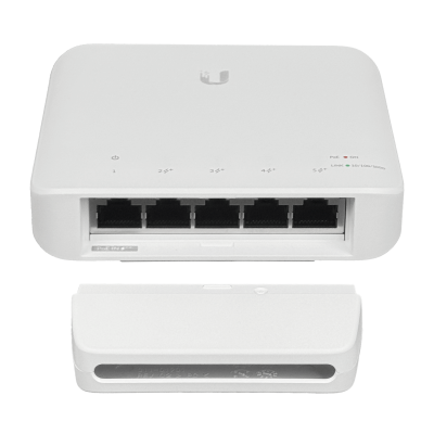 USW-FLEX Switch UBIQUITI de 1 puerto con 5 salidas 1000Base-T PoE (requiere 1 entrada PoE) con presupuesto máximo de 46W totales para uso exterior, necesita alimentación af/bt+