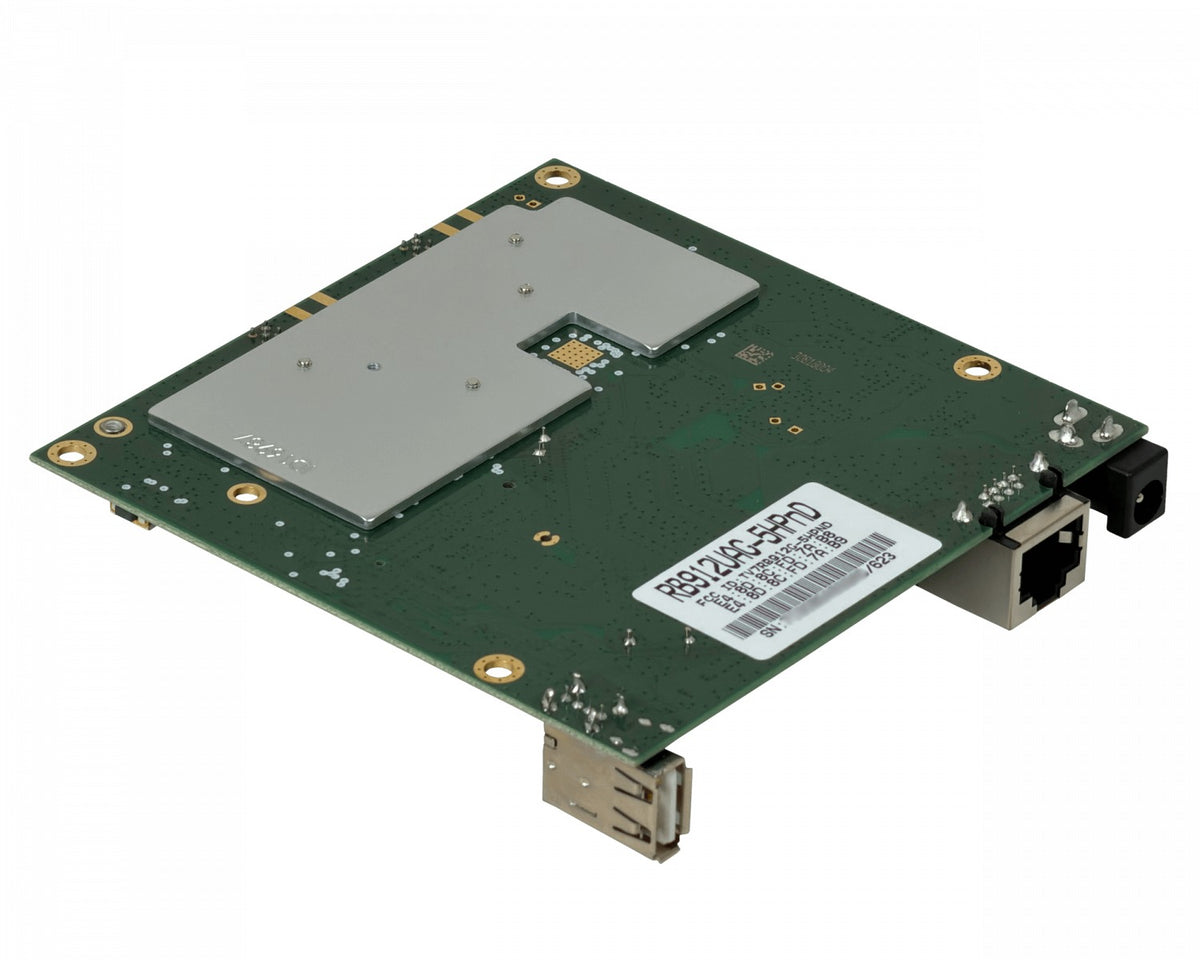 RB912UAG-5HPND MIKROTIK L4 5GHZ 2X2 1-MINIPCIE 1-1000 2-MMCX USB 600MHZ 64MB SIMCARD