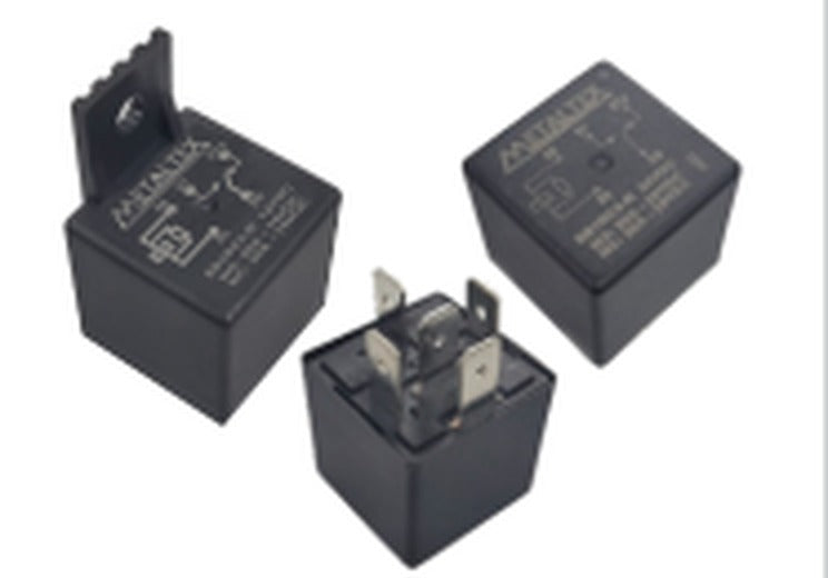 Relé automotriz, 1 contacto revers, 24 VDC, con resistor integrado