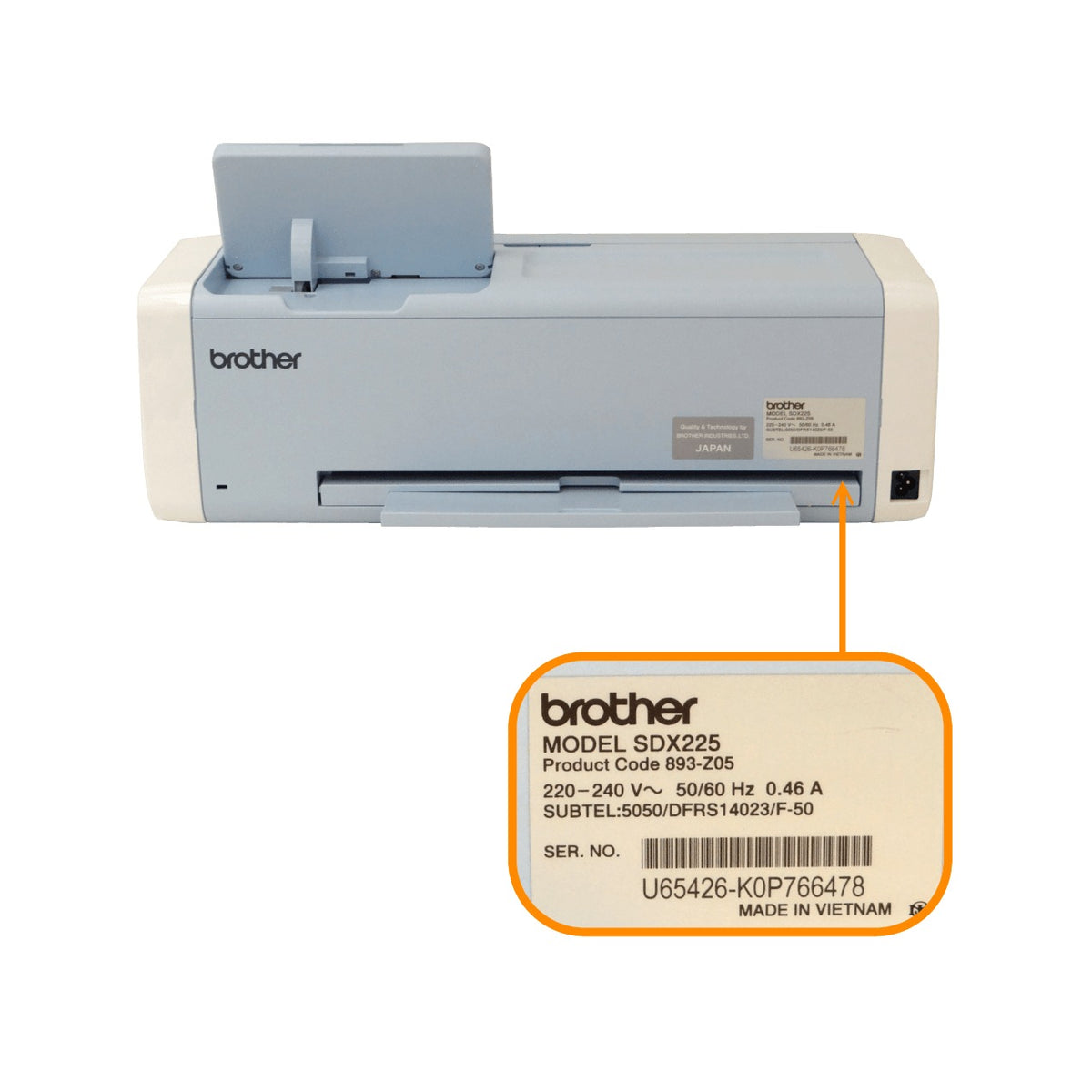 SDX-225 BROTHER Máquina de corte ScanNCutDX con plotter de 5mm, pantalla táctil LCD, área de trabajo 30x60cm y conectividad USB/WiFi