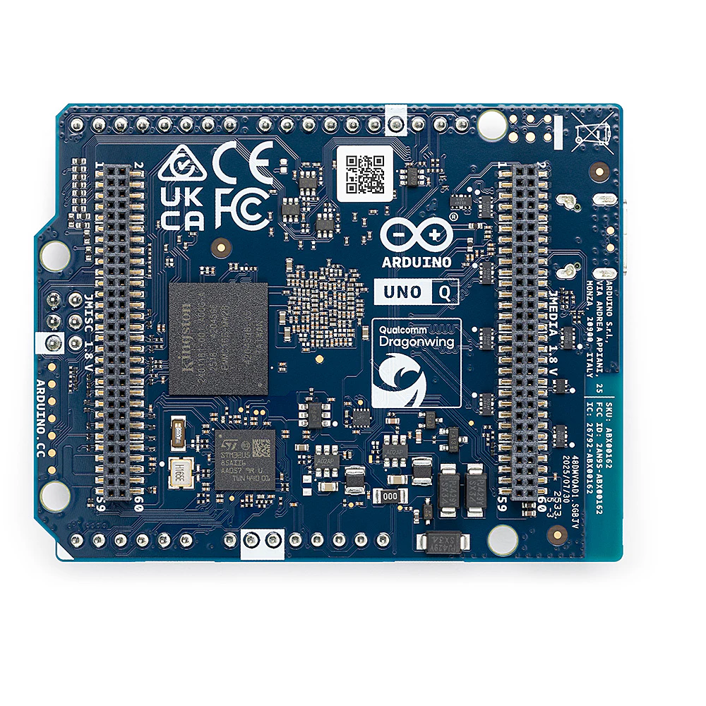 Placa Arduino UNO Q 4GB equipada con Procesador Qualcomm® Dragonwing™