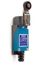 Limit switch, lever R 30mm, roller Ø18mm, NO + NC, 5A, IP64