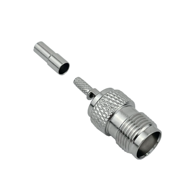TH1C. Conector coaxial hembra TNC crimpeable para cable RG316, compatible también con RG174, referencia CA100.
