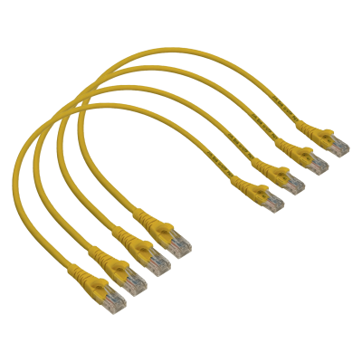 CPM-05-4. LINKMADE Pack de 4 cables patch de 50 cm, Cat5E, color amarillo, cubierta LSZH, multifilar con conectores inyectados.