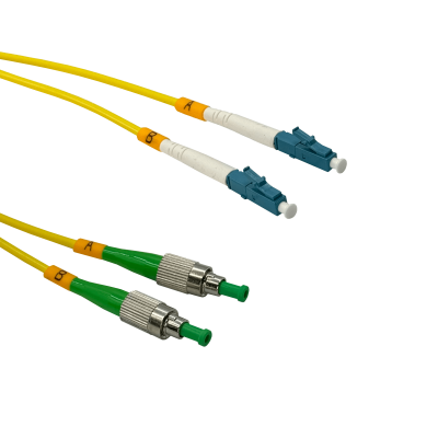 JFSHL5. Cable puente de fibra óptica dúplex monomodo SM de 5 metros con conectores FC/APC a LC/UPC, núcleo de 9/125 µm y cubierta de 3 mm