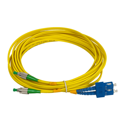 JFSCH5. Latiguillo de fibra monomodo dúplex de 5 metros, conectores SC/UPC a FC/APC, fibra 9/125 µm y diámetro exterior de 3 mm.
