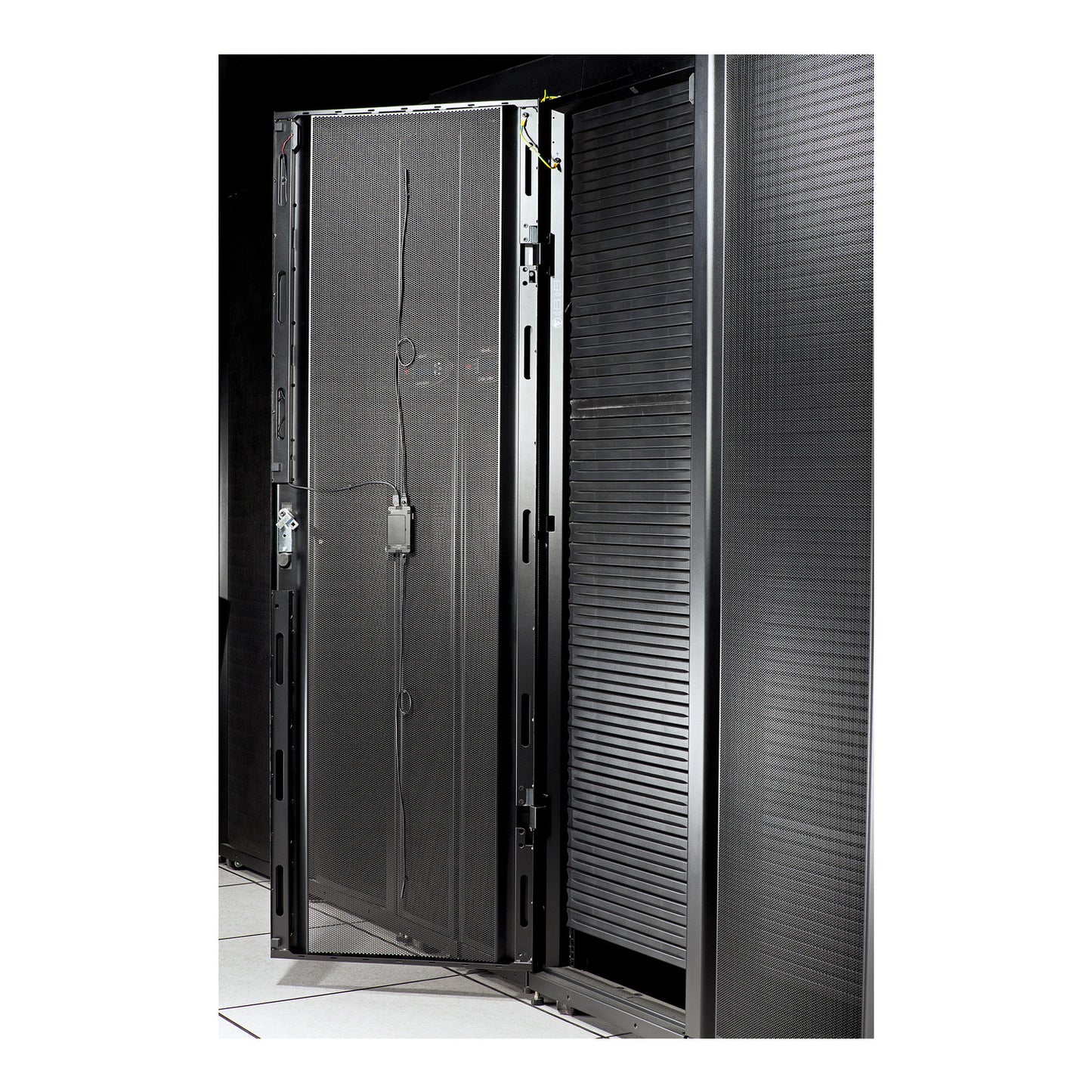 Sensor de interruptor de puerta NetBotz para un rack APC