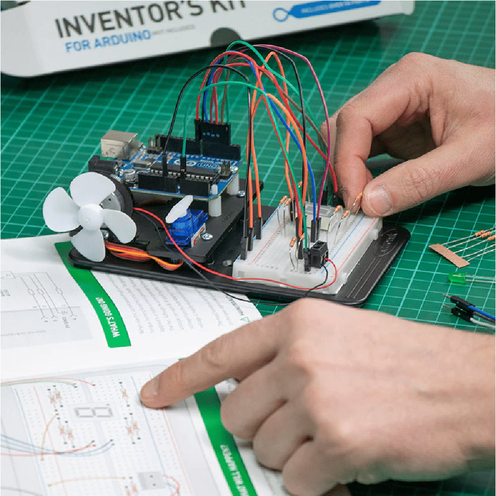 Set de aprendizaje electrónico para plataforma Arduino – Kitronik