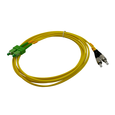 JFSAF3. Cable puente de fibra óptica monomodo dúplex de 3 metros con conectores SC/APC a FC/UPC, núcleo de 9/125 µm y cubierta de 3 mm