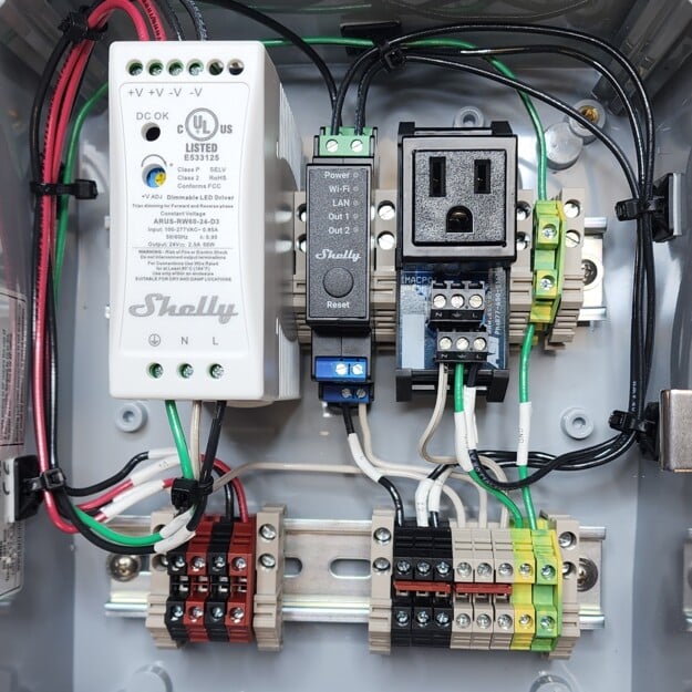 Relé Inteligente Profesional Riel DIN de 2 Canales con Power Meter Contacto Seco