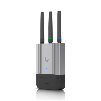 UMR-INDUSTRIAL-LIQ DE SEGUNDA MANO UBIQUTI LTE 2-1000 (PoE entrada/salida) SIM GPS conector 4 pines ATX incluye antenas incluye 15W
