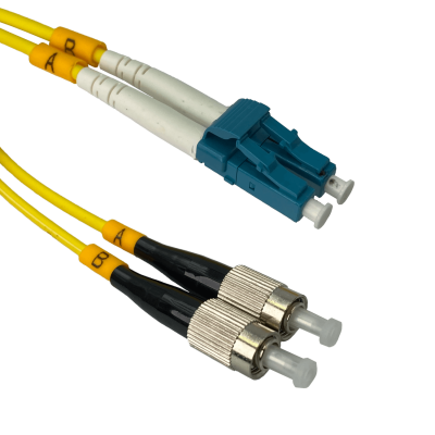 JFSLF1. Cable puente de fibra óptica monomodo dúplex LC-FC de 1 metro, núcleo/revestimiento 9/125 µm, con cubierta LSZH