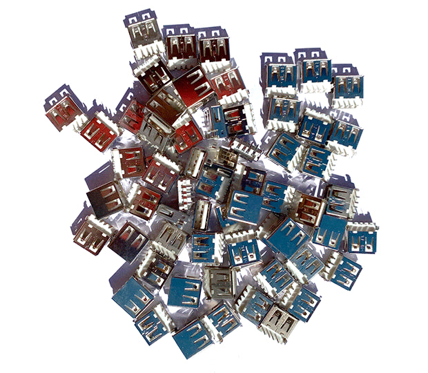 Lote De 100 Conectores USB Serie A Hembra Con Terminales Angulares 90°