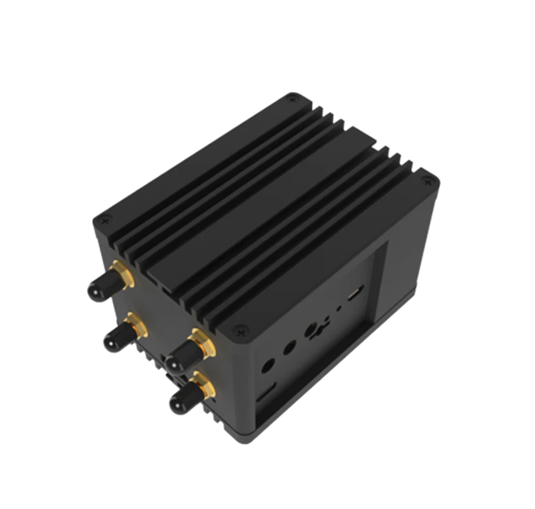 WisGate Developer D4H / D4HP / D4H+ RAK7394 (AU915) - D4HP (RAK7394P) / PoE integrado / CM4 2GB RAM + 16GB eMMC