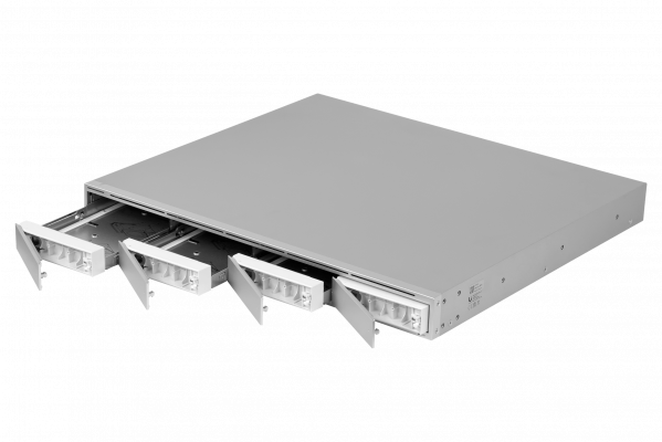UNAS-PRO-4 UBIQUITI Almacenamiento en Red 4 bahías HD-RAID 2 ranuras M.2 1 puerto 1000Base-T 2 puertos SFP+ 1U UniFi Drive