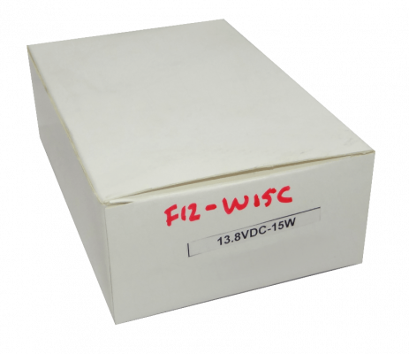 F12-W15C 13,8V 13.8V 1,5A Corriente Fija Alimentador Cargador Acumulador sin/Estuche