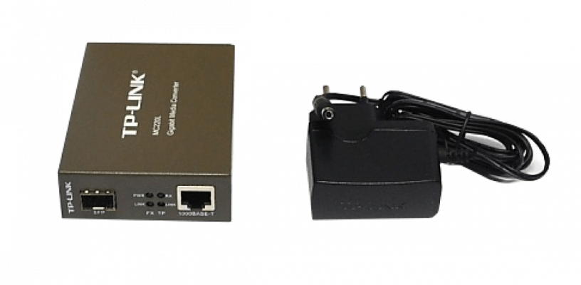 MC220L-LIQ. TP-LINK REACONDICIONADO 1-Puerto SFP 1-Interfaz Gigabit RJ45 CONVERSOR DE MEDIOS Alimentación 5,5x2,1mm