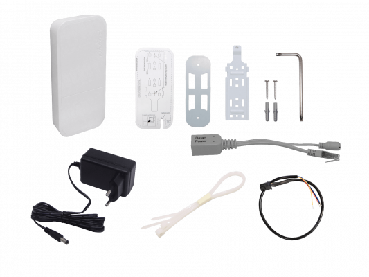 WAP-LTE-KIT-LIQ MIKROTIK de segunda mano con módem LTE bandas 1-2-3-7-8-20, conector U.FL externo, WiFi 2.4GHz a 22dBm y antena 2x2 de 2dBi