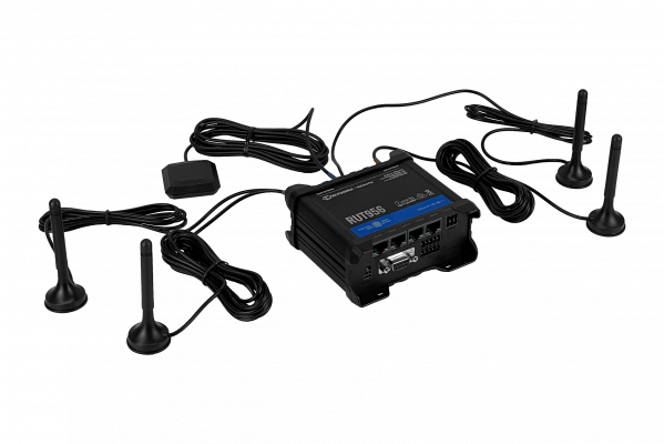 RUT956 TELTONIKA Enrutador 4G/LTE Doble SIM GPS con Puertos RS232/485 3 Antenas SMA 2 RP-SMA 3 LAN 1 WAN
