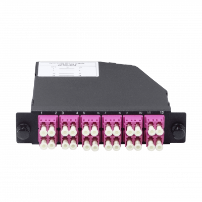 CALCOM4 OM4 24-LC 2-MPO/M Cassette de distribución para bastidor 1U-3 puertos 130mm Fibra óptica con conectores preinstalados