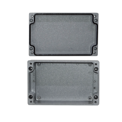 LV1610 Caja de aluminio grueso 160x100x60mm IP66 con 4 tornillos