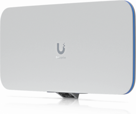 E7-AUDIENCE INTERFAZ WiFi7 5Ghz/6GHz IP68 1-10G 1-1000 30dBm 4x4 11-15dBi requiere-PoE++