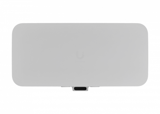 E7-AUDIENCE INTERFAZ WiFi7 5Ghz/6GHz IP68 1-10G 1-1000 30dBm 4x4 11-15dBi requiere-PoE++