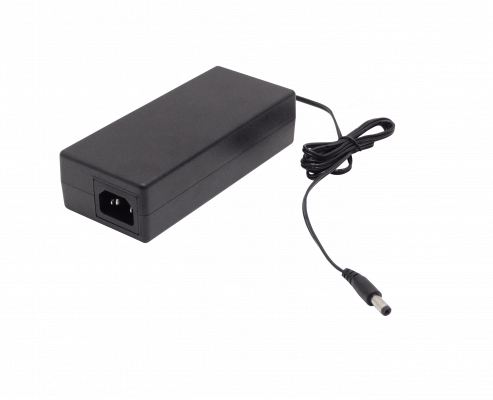F48-W96 MIKROTIK Adaptador de alimentación de 48 VCC y 96 W (2,0 A), conector tipo plug de 5,5 x 2,1 mm, modelo 48V2A96W, necesita cable de conexión eléctrica.