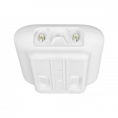 UK-ULTRA UBIQUITI AC1200 2,4/5Ghz 300/867 req-PoE-af 1-1000 2-RPSMA-H int-6dBi