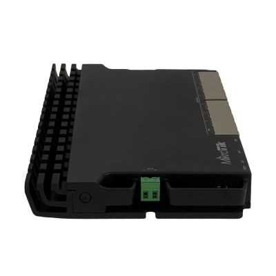 RB5009UPR+S+IN-LIQ MIKROTIK REACONDICIONADO 7-1000-Energía en Línea (7-entrada/salida) 1-2500 1-Conector SFP+10G Puerto USB L5 Toma CC