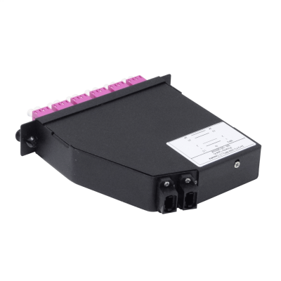 CALCOM4 OM4 24-LC 2-MPO/M Cassette de distribución para bastidor 1U-3 puertos 130mm Fibra óptica con conectores preinstalados
