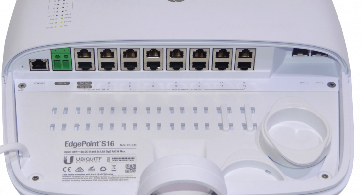 EP-S16 UBIQUITI Conmutador Administrable 16 puertos PoE (24V 48af 52at 54V) 1000 Mbps más 2 ranuras SFP+ 10G con puerto de consola