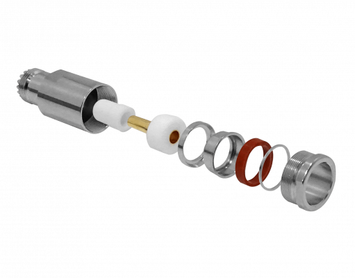 UH6C. Conector hembra UHF tipo PL259 para cable LMR600, de fijación atornillable y soldable, modelo CA600.