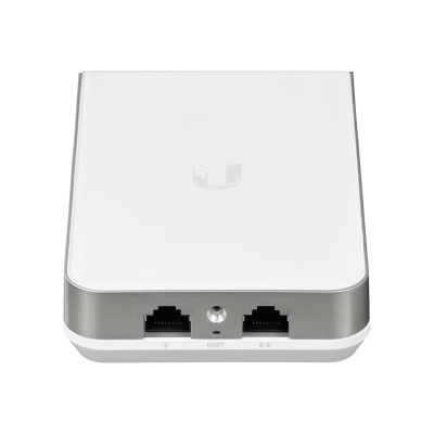 UAP-AC-IW UBIQUITI 1un 3-1000-LAN 2,4/5GHz 300/867 20dBm 140x87x26mm nec-PoE48V