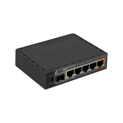 HEX S MIKROTIK 1 puerto SFP 2.5 Gbps, 5 puertos 10/100/1000 (1 con PoE), 2 cadenas 950 MHz, 256 MB, ranura microSD, USB, licencia nivel 4, incluye fuente 24V