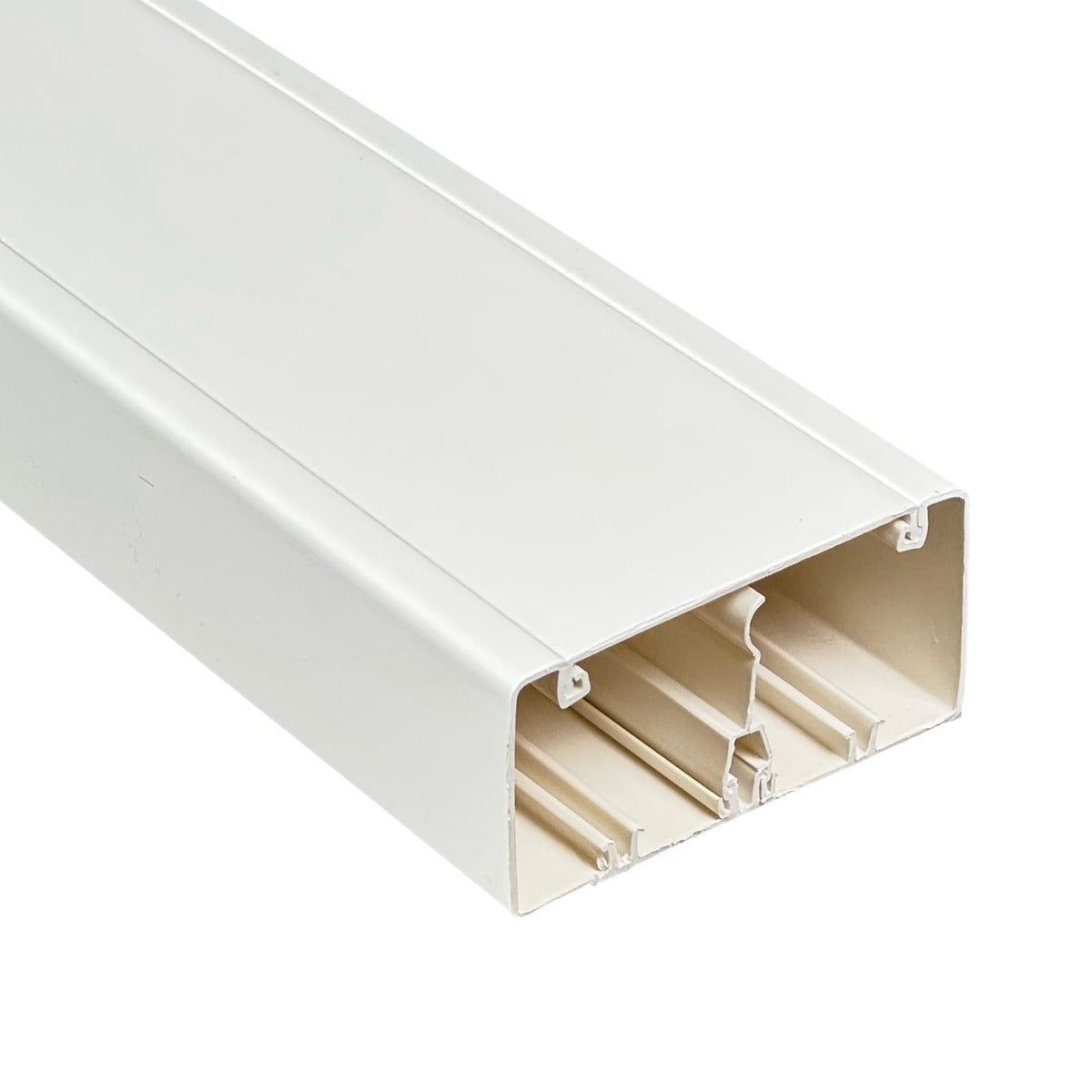 QN1W LINKCHIP Conducto PVC 100x50mm Blanco Divisor y Cubierta 2 metros CC-10050-W.
