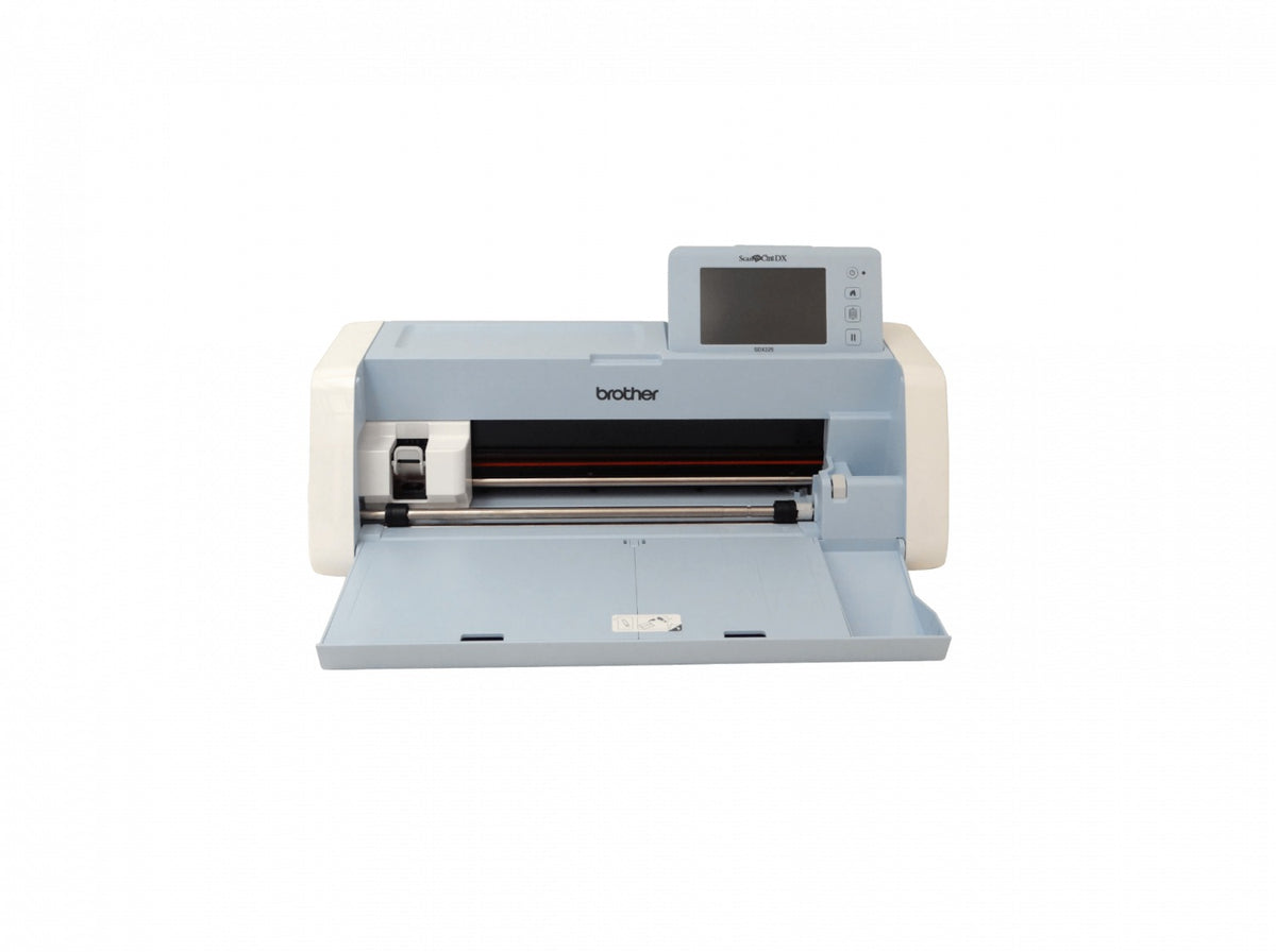 SDX-225 BROTHER Máquina de corte ScanNCutDX con plotter de 5mm, pantalla táctil LCD, área de trabajo 30x60cm y conectividad USB/WiFi