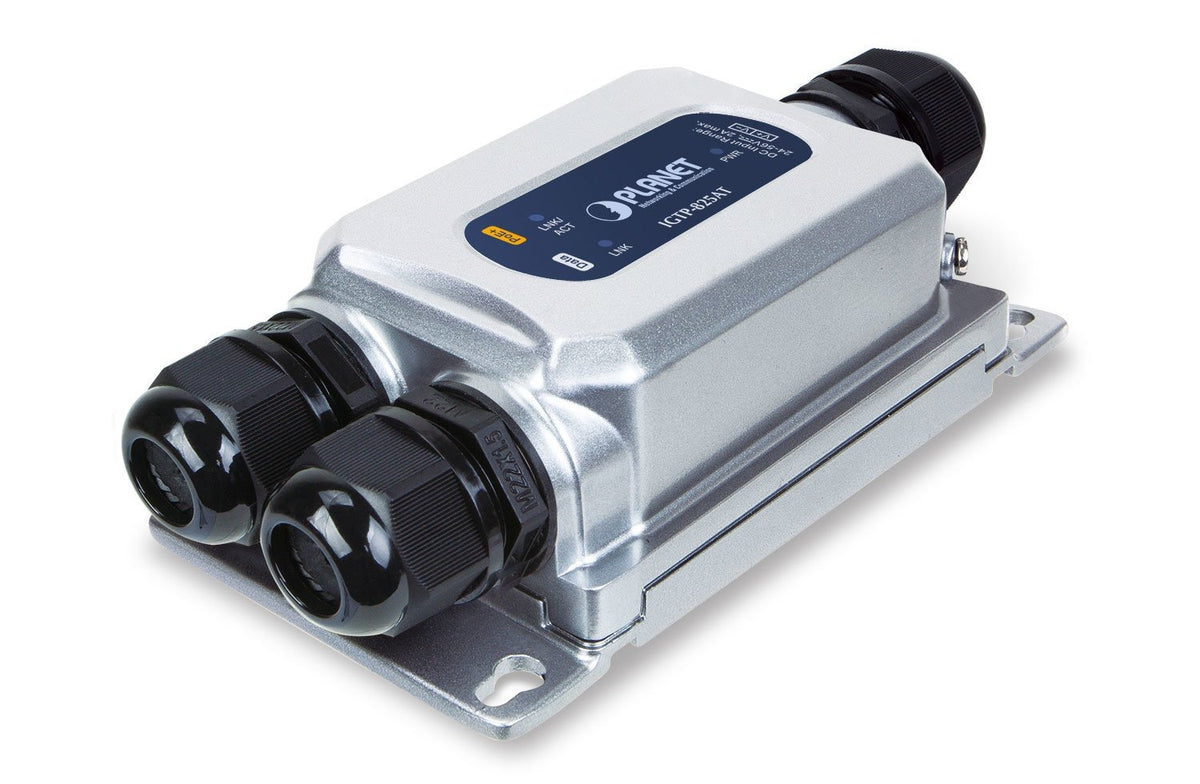 Conversor de Medios IP67 Industrial PoE+ 1000BASE-X SFP a 10/100/1000BASE-T 802.3at