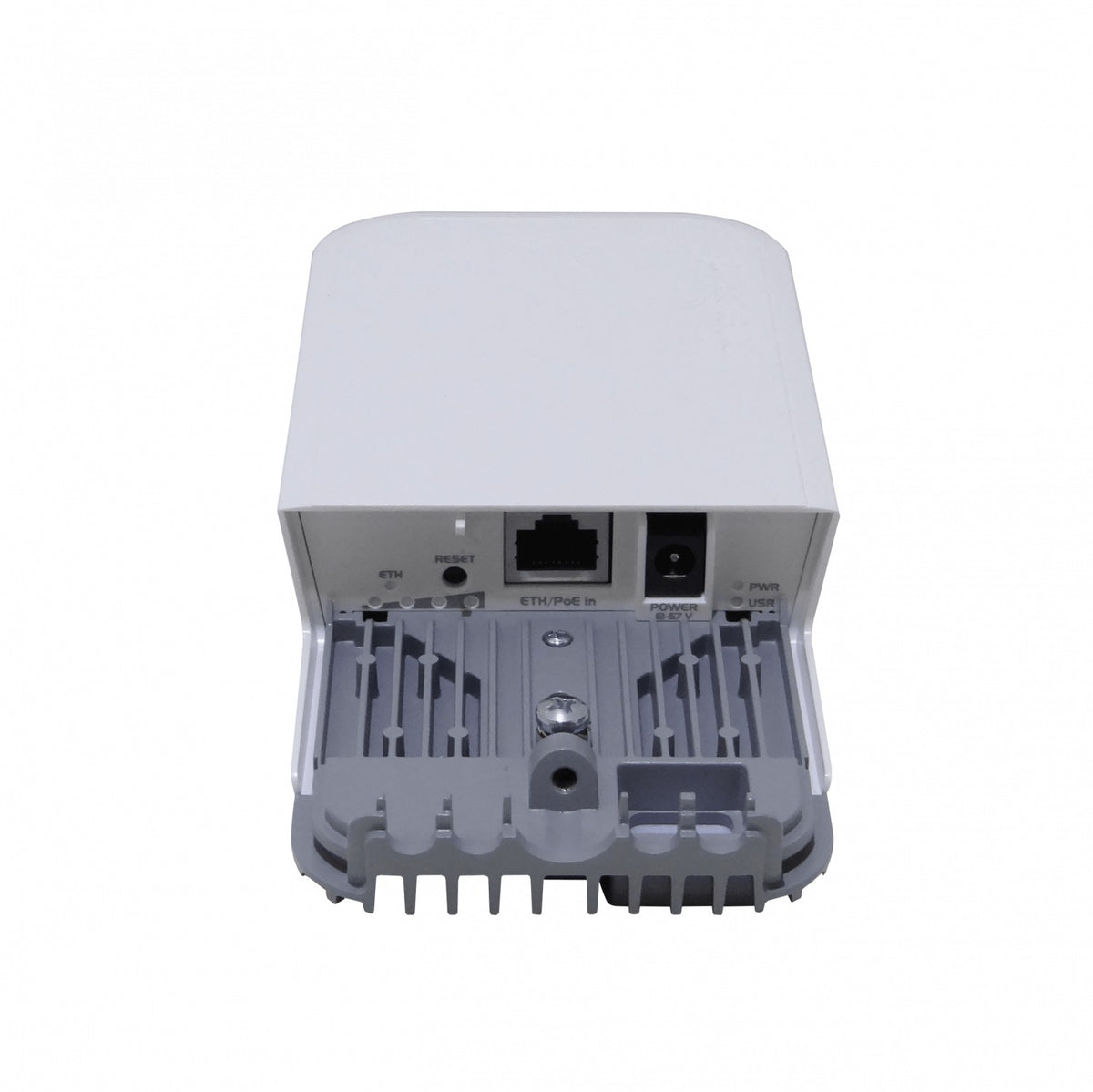 WAP-60GX3-AP Punto de acceso MIKROTIK con formación de haz de 180° para PtMP en 60GHz, estándar 802.11ad, procesador de 1 a 1000 núcleos L4, incluye fuente de 24V y velocidad de 1Gbps